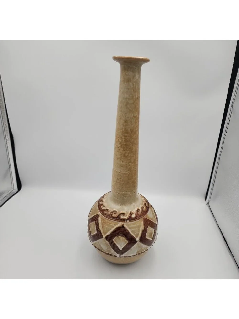 VINTAGE Hand Painted Art Pottery Funnel Vase Marked 3793B ceramic Beige 15
